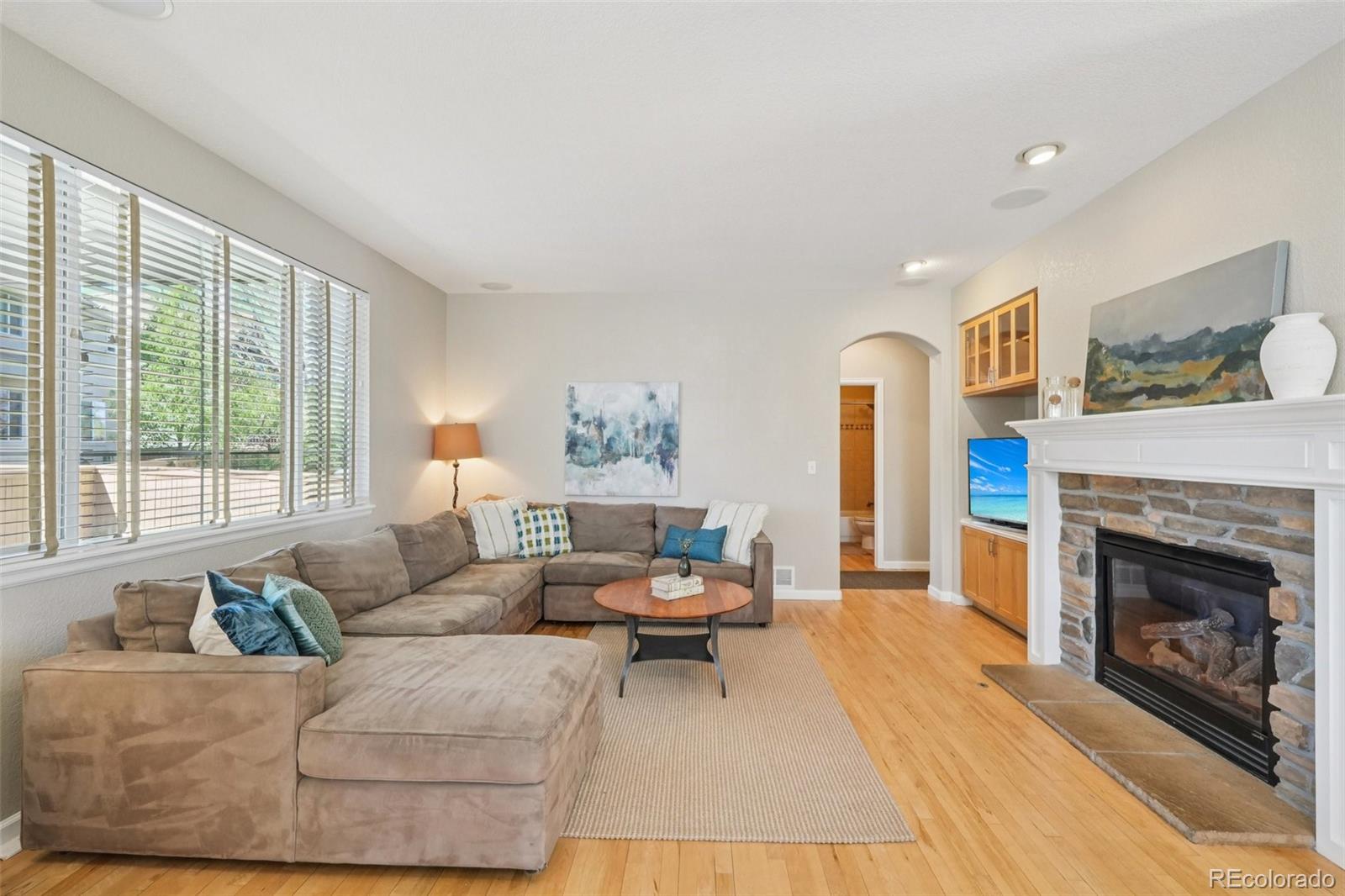 10705 Cliffrose Way Highlands Ranch, CO 80130 - Photo 14 of 50