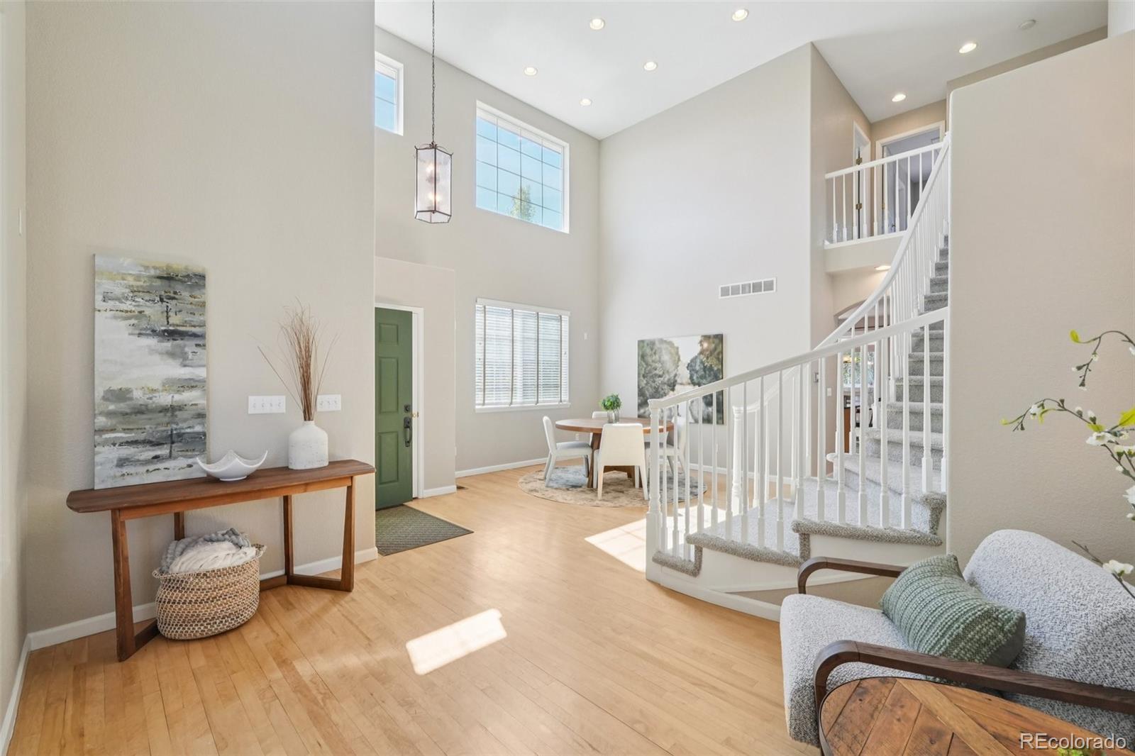 10705 Cliffrose Way Highlands Ranch, CO 80130 - Photo 3 of 50