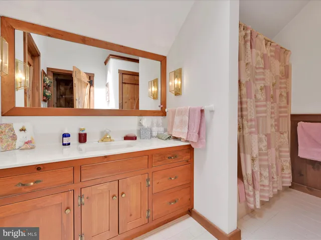 $949,000 | 506 Hemlock Lane, Lebanon, PA 17042