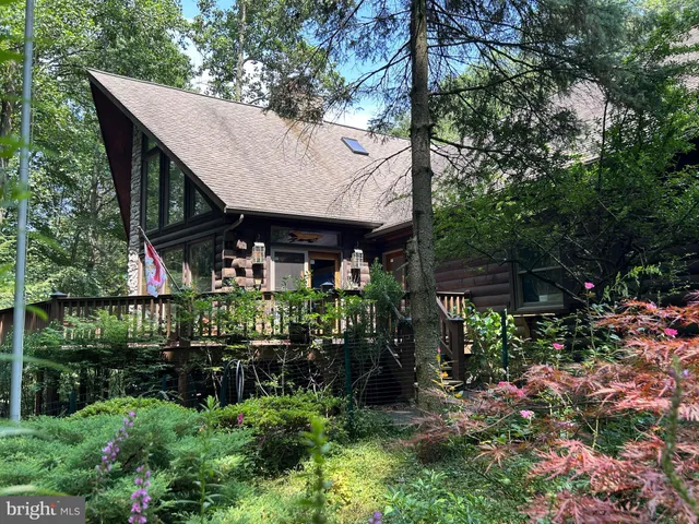 $949,000 | 506 Hemlock Lane, Lebanon, PA 17042