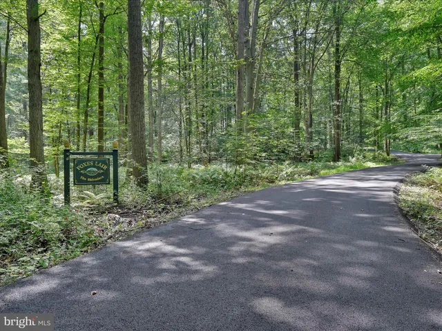 $949,000 | 506 Hemlock Lane, Lebanon, PA 17042