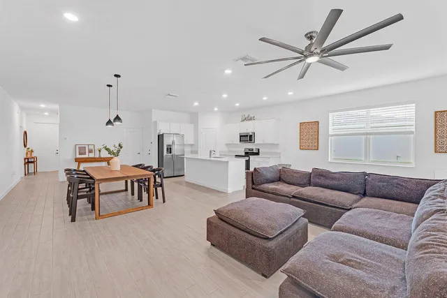 $4,000 | 7609 Northwest Archerfield Drive, Port St. Lucie, FL 34987