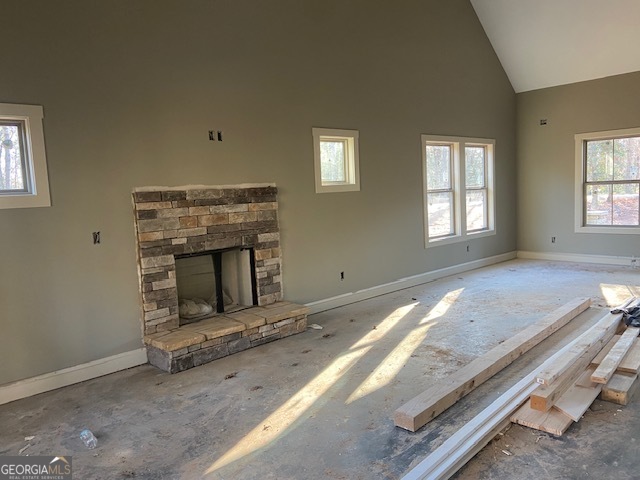 9 Tanvor Trail Cleveland, GA 30528 - Photo 10 of 37 a living room with a fireplace