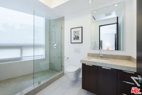 $6,500,000 | 9274 Sierra Mar Drive, Los Angeles, CA 90069