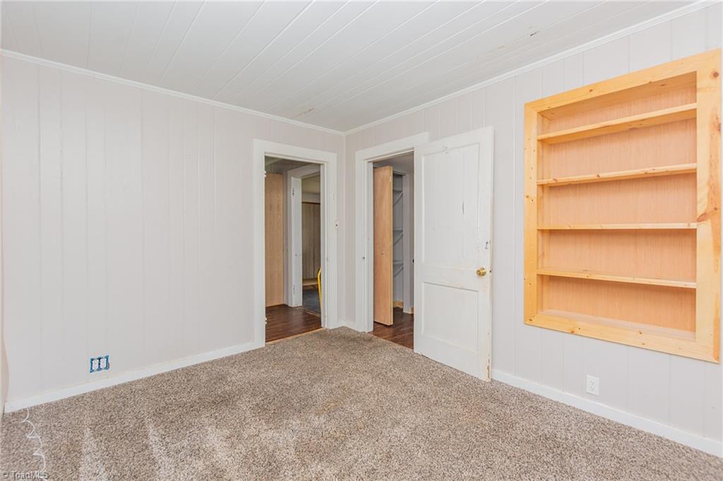 5442 Davis Road Winston-Salem, NC 27105 - Photo 22 of 33 Bedroom with bath