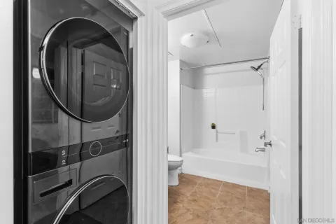 $599,000 | 1480 Broadway, Unit 2210, San Diego, CA 92101