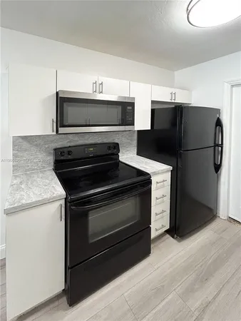 $1,599 | 738 Northeast 86th Street, Unit 6, Miami, FL 33138