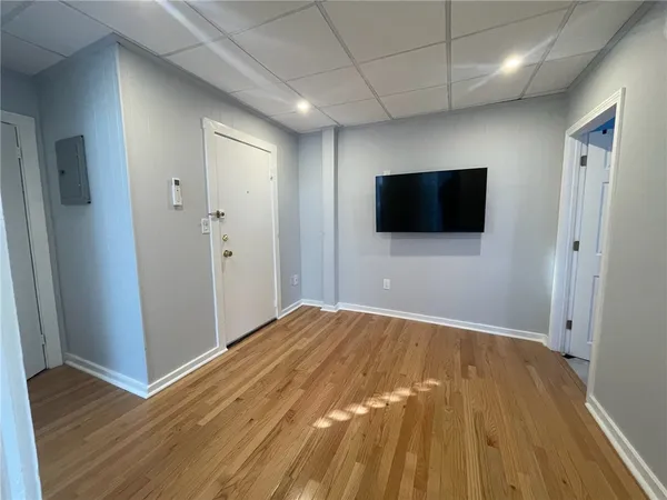 $2,300 | 38 Freebody Street, Unit 207, Newport, RI 02840
