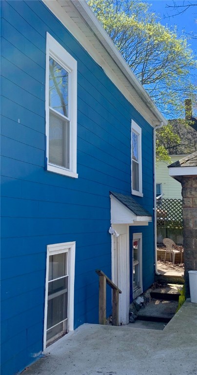 109 Willow Street Woonsocket, RI 02895 - Photo 2 of 12 Gallery Image 2