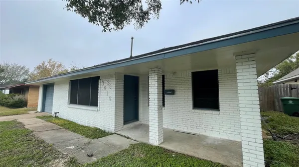 $1,400 | 3819 Botany Lane, Houston, TX 77047