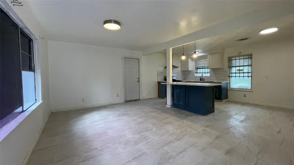 $1,400 | 3819 Botany Lane, Houston, TX 77047