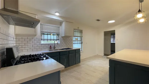 $1,400 | 3819 Botany Lane, Houston, TX 77047