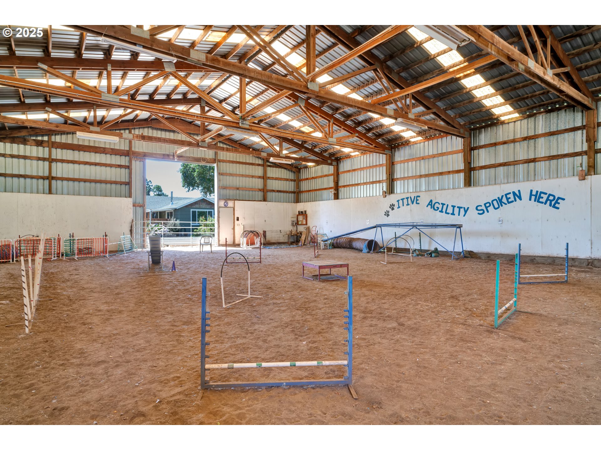 85131 Cloverdale Road Creswell, OR 97426 - Photo 23 of 41