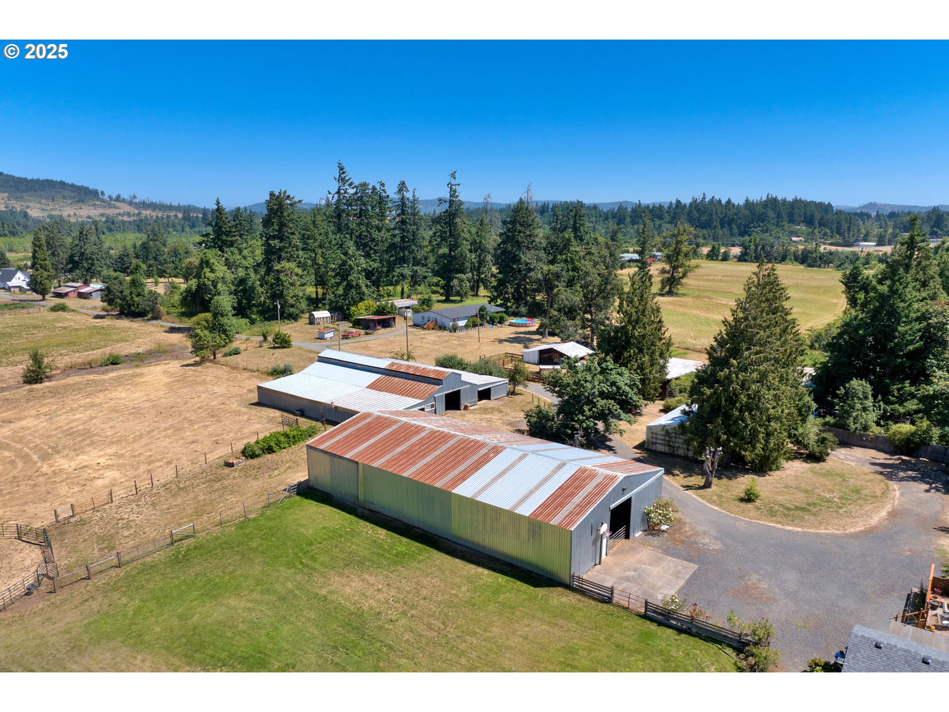 85131 Cloverdale Road Creswell, OR 97426 - Photo 33 of 41