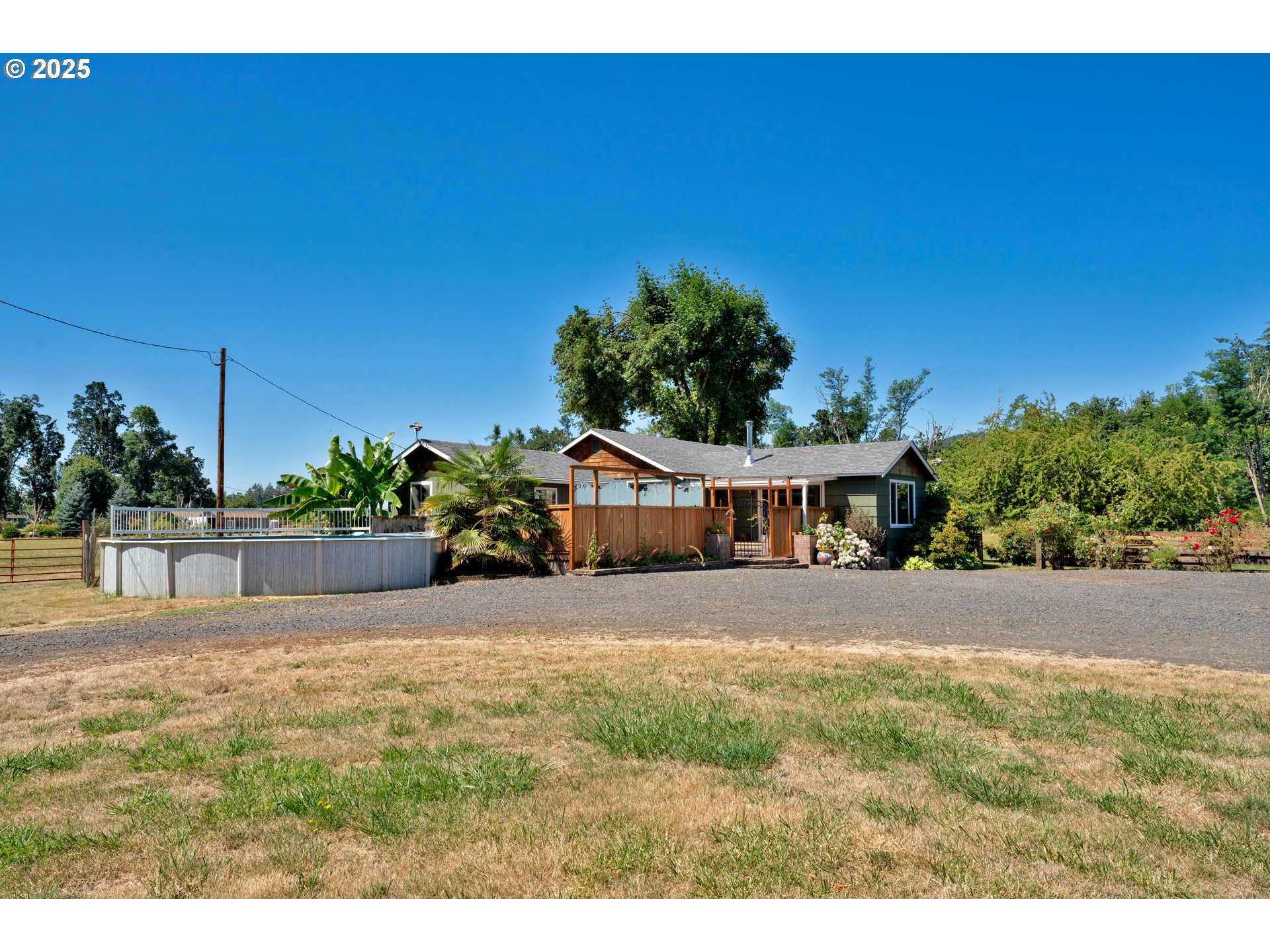 85131 Cloverdale Road Creswell, OR 97426 - Photo 39 of 41