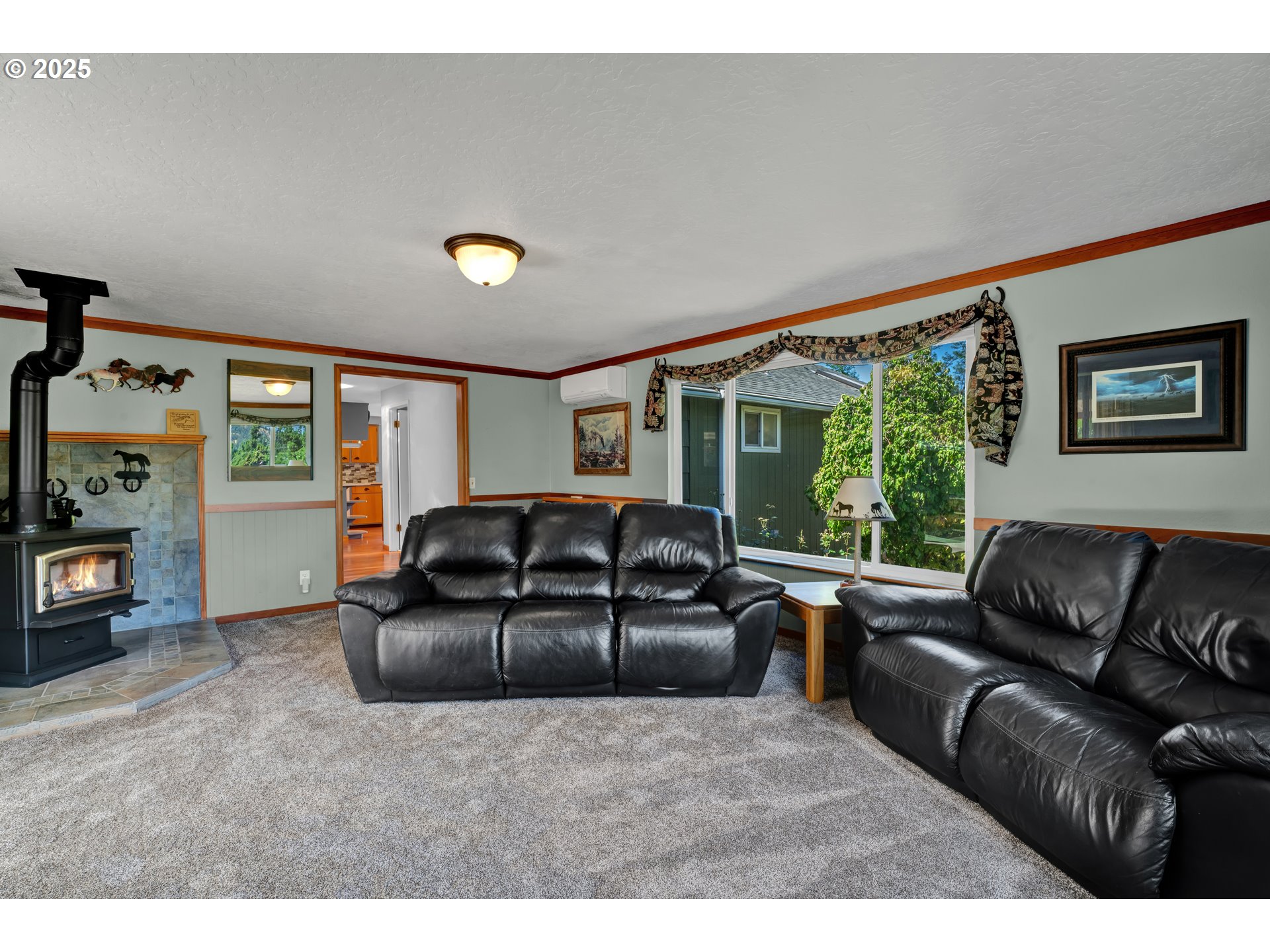 85131 Cloverdale Road Creswell, OR 97426 - Photo 4 of 41