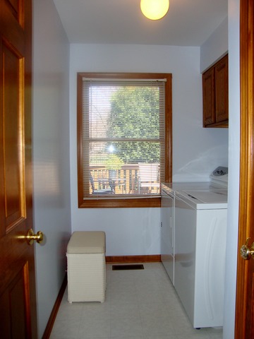 1234 Fagan Road Batavia, IL 60510 - Photo 17 of 25 a view of an empty room with a window