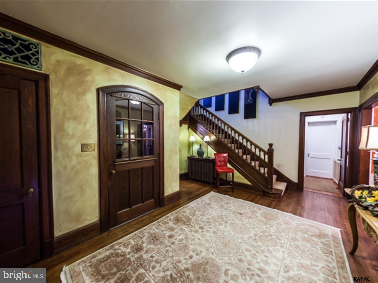 120 Merion Road York, PA 17403 - Photo 2 of 34 Gallery Image 2