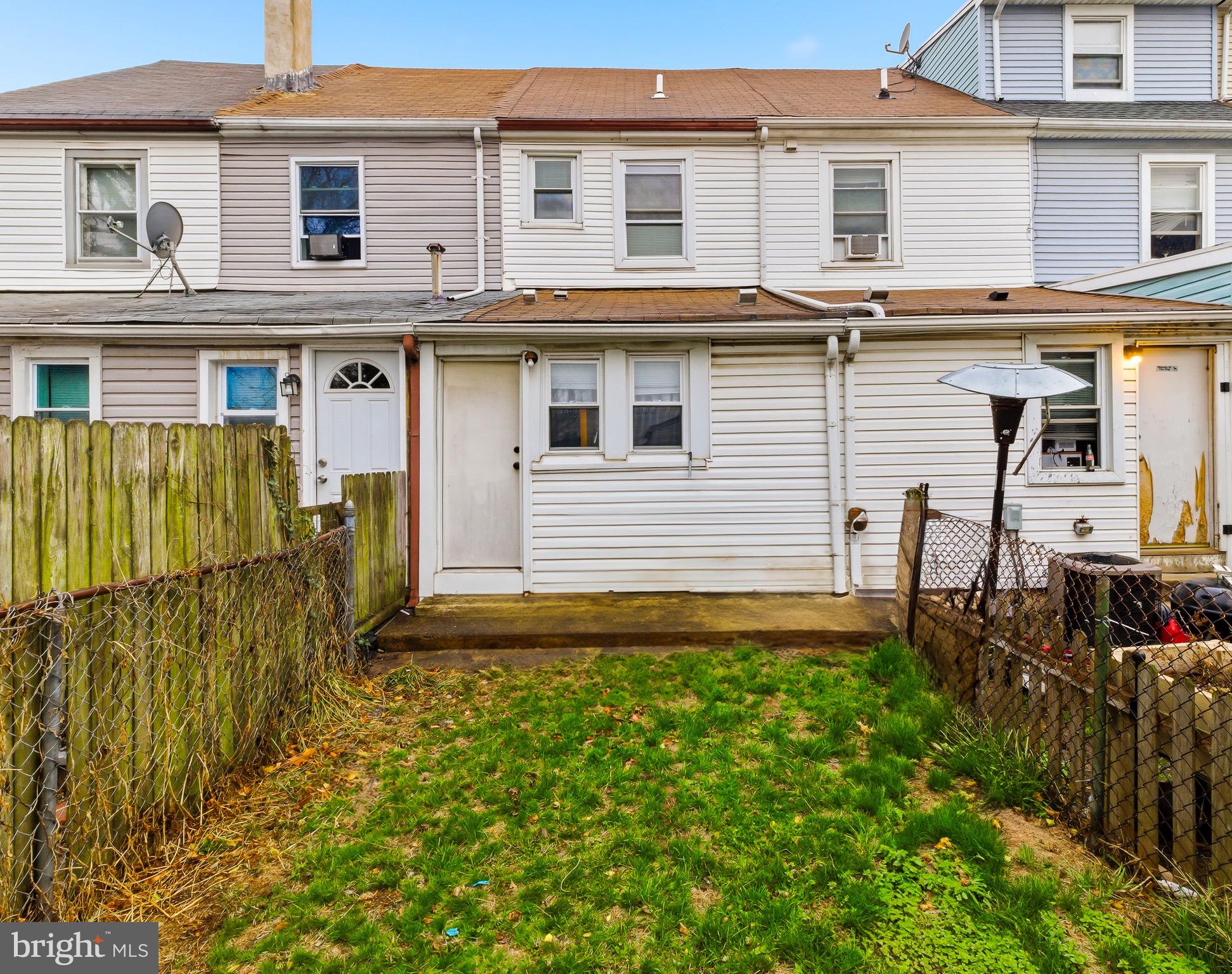 142 Atlantic Street Gloucester City, NJ 08030 - Photo 13 of 16 backyard