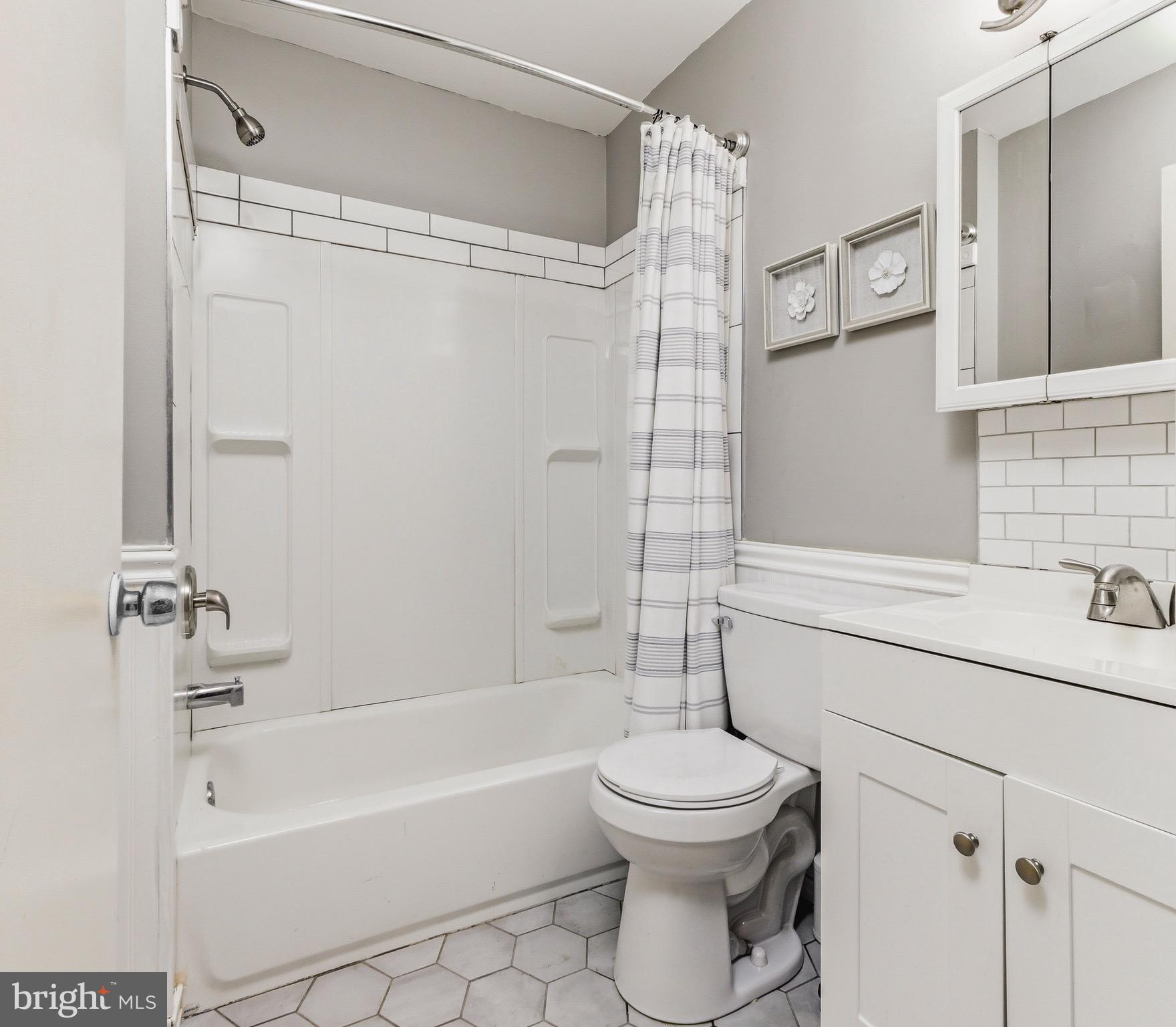 142 Atlantic Street Gloucester City, NJ 08030 - Photo 7 of 16 Updated bathroom