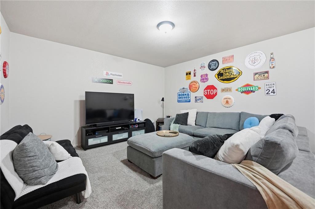 715 Dickinson Road Independence, MO 64050 - Photo 45 of 73