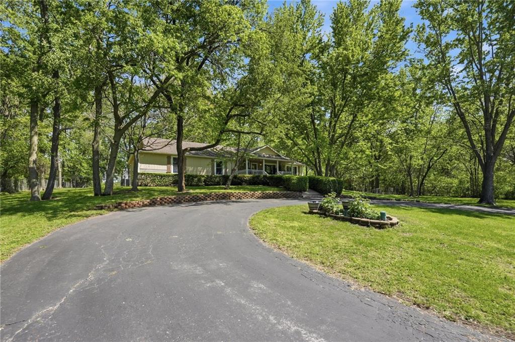 715 Dickinson Road Independence, MO 64050 - Photo 59 of 73