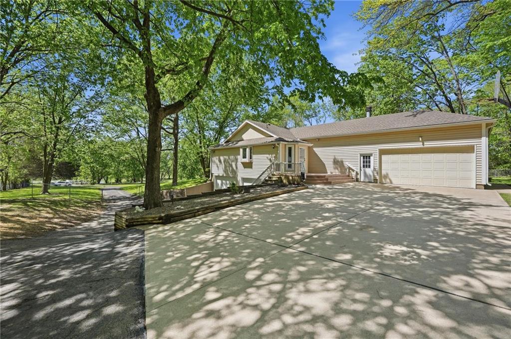 715 Dickinson Road Independence, MO 64050 - Photo 63 of 73