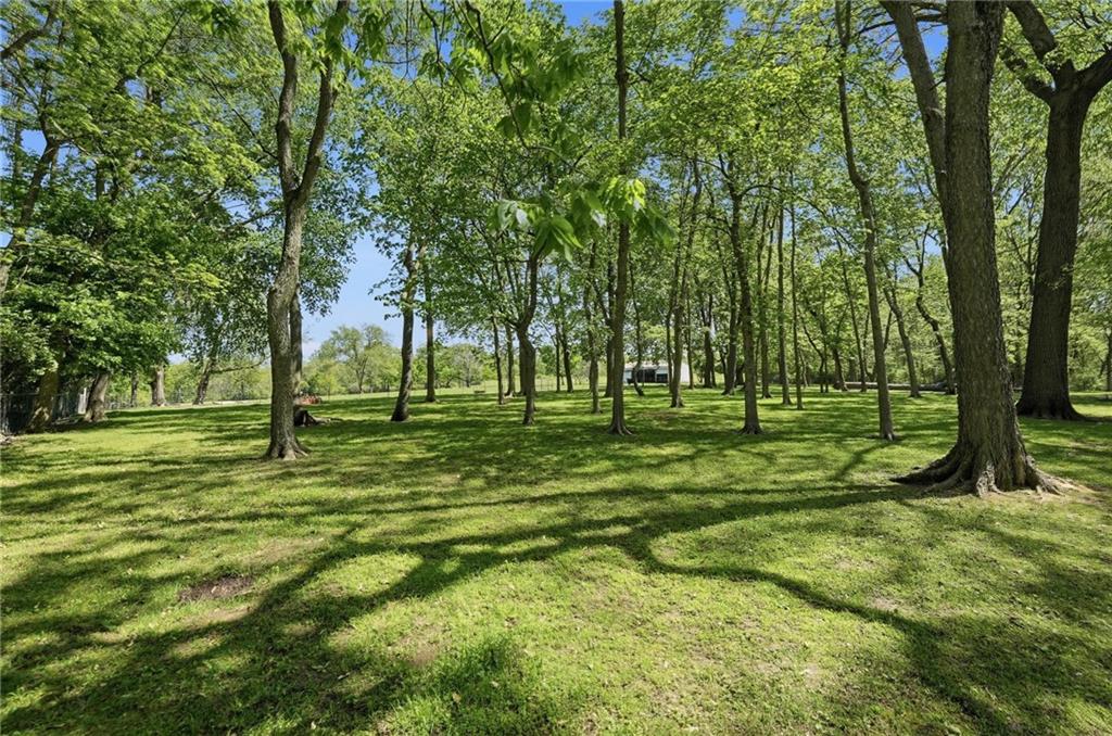 715 Dickinson Road Independence, MO 64050 - Photo 68 of 73