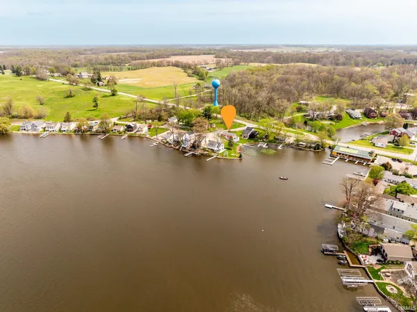 $170,000 | 2000 Ln 120 Hamilton Lake, Hamilton, IN 46742