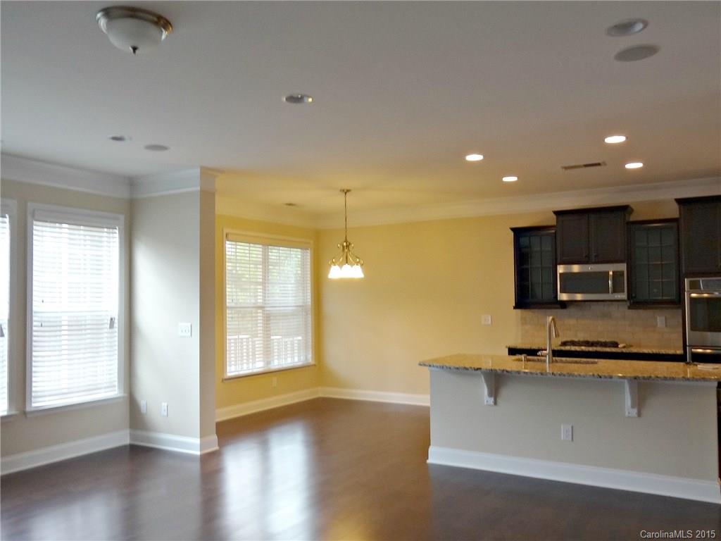 9127 Inverness Bay Road Charlotte, NC 28278 - Photo 10 of 24 Gallery Image 10