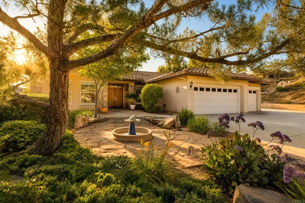 2527 Southern Oak Road Ramona, CA 92065 - Photo 2 of 56 a backyard of a house with lots of green space