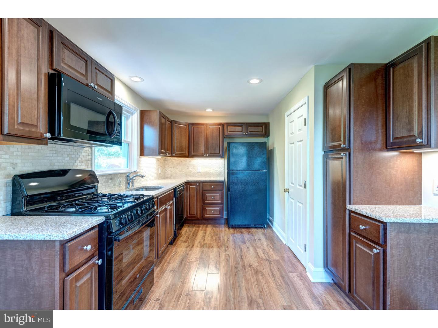 63 Woodbine Road Havertown, PA 19083 - Photo 13 of 25 Kitchen