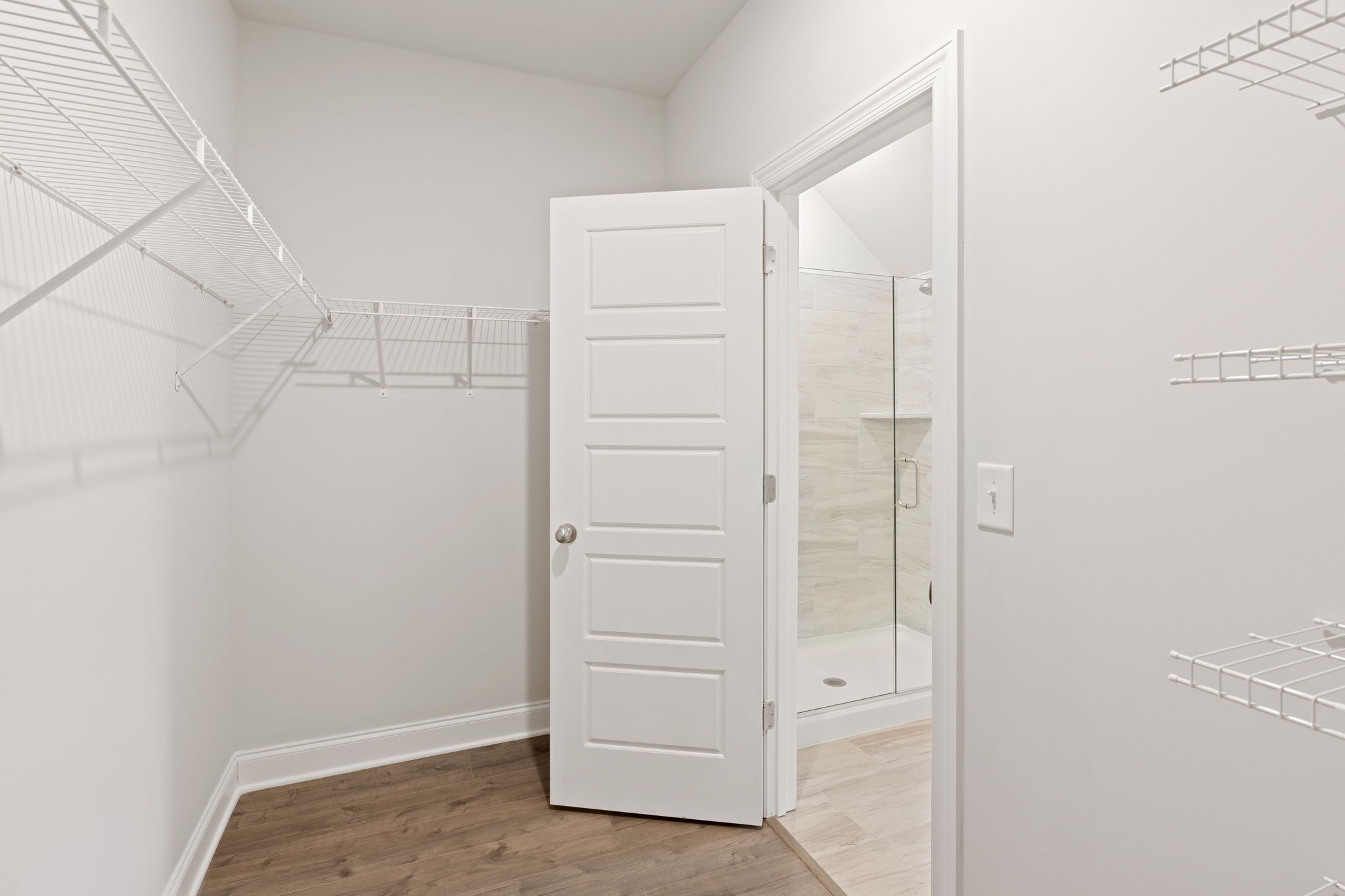 2420 Audubon Lane Murfreesboro, TN 37128 - Photo 20 of 37 a view of walk in closet