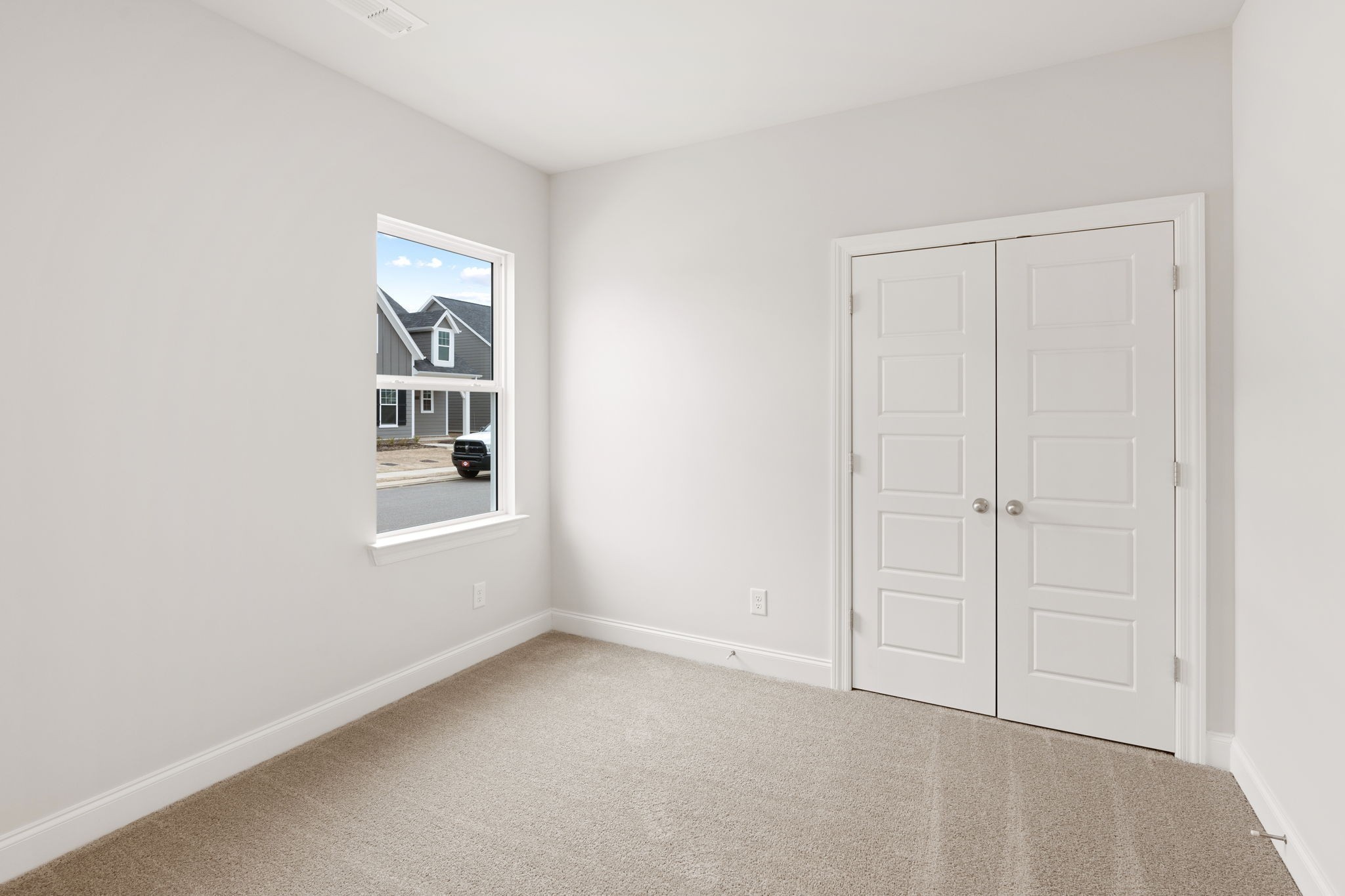 2420 Audubon Lane Murfreesboro, TN 37128 - Photo 24 of 37 an empty room with windows