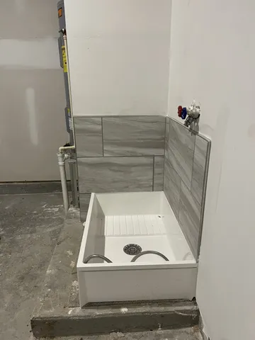 a bathroom with a bathtub