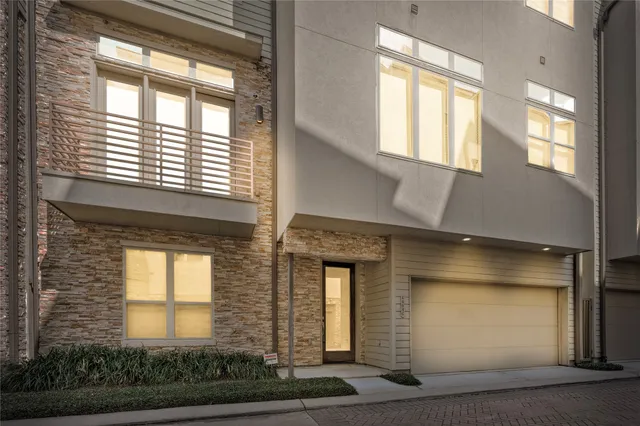 $485,000 | 4408 Eli Street, Unit C, Houston, TX 77007