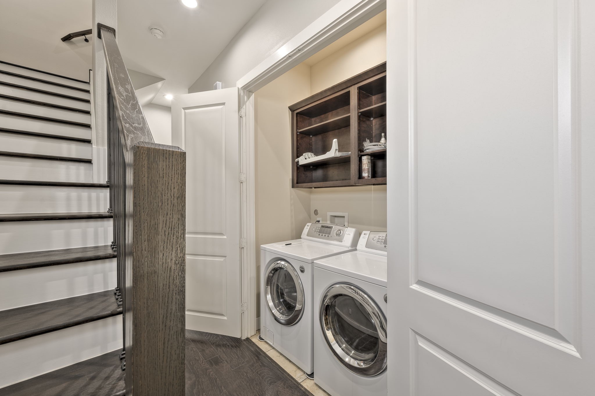 4408 Eli Street, Unit C Houston, TX 77007 - Photo 27 of 48 a utility room with dryer and washer