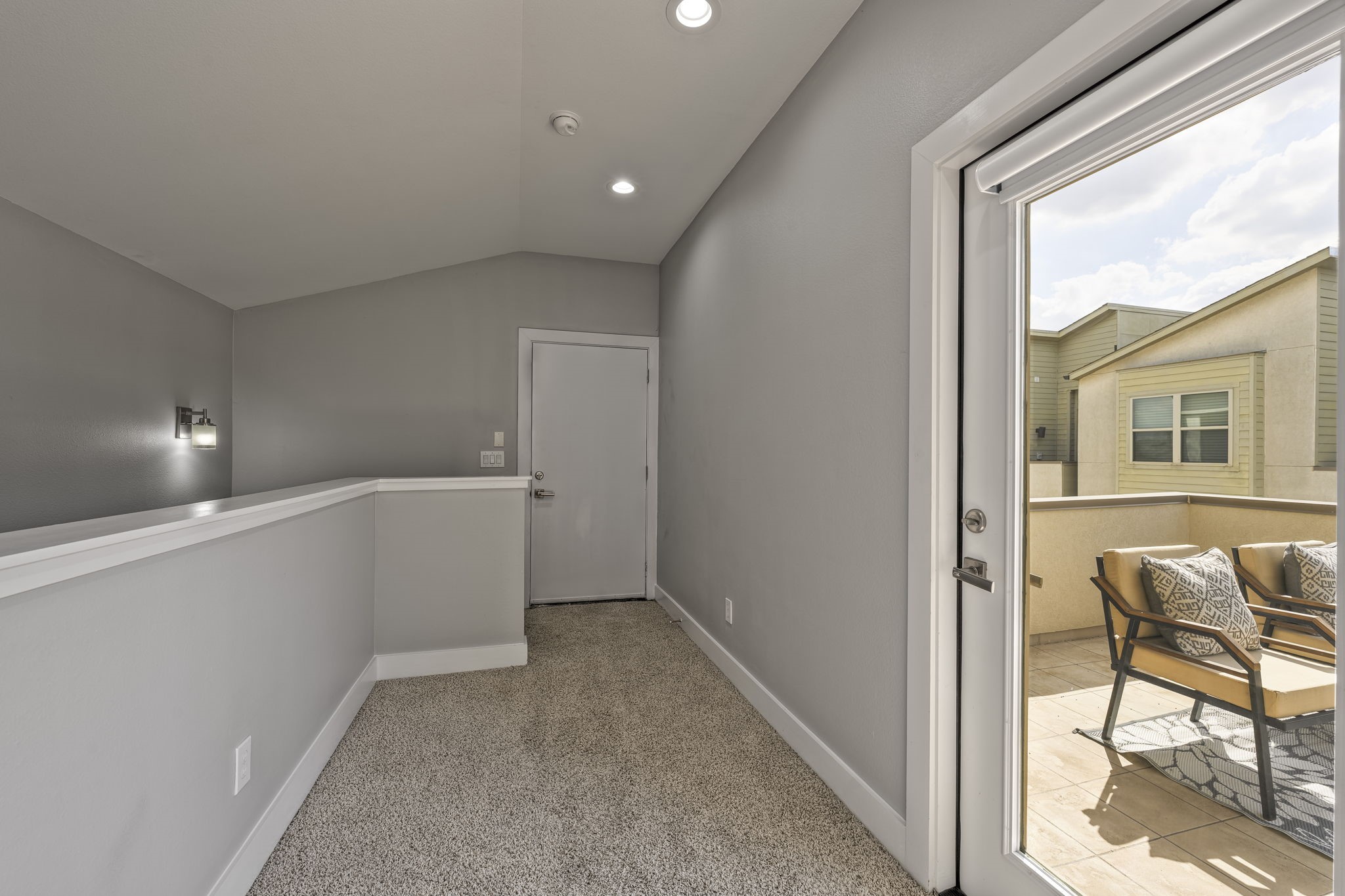 4408 Eli Street, Unit C Houston, TX 77007 - Photo 29 of 48 a view of livingroom with furniture and windows