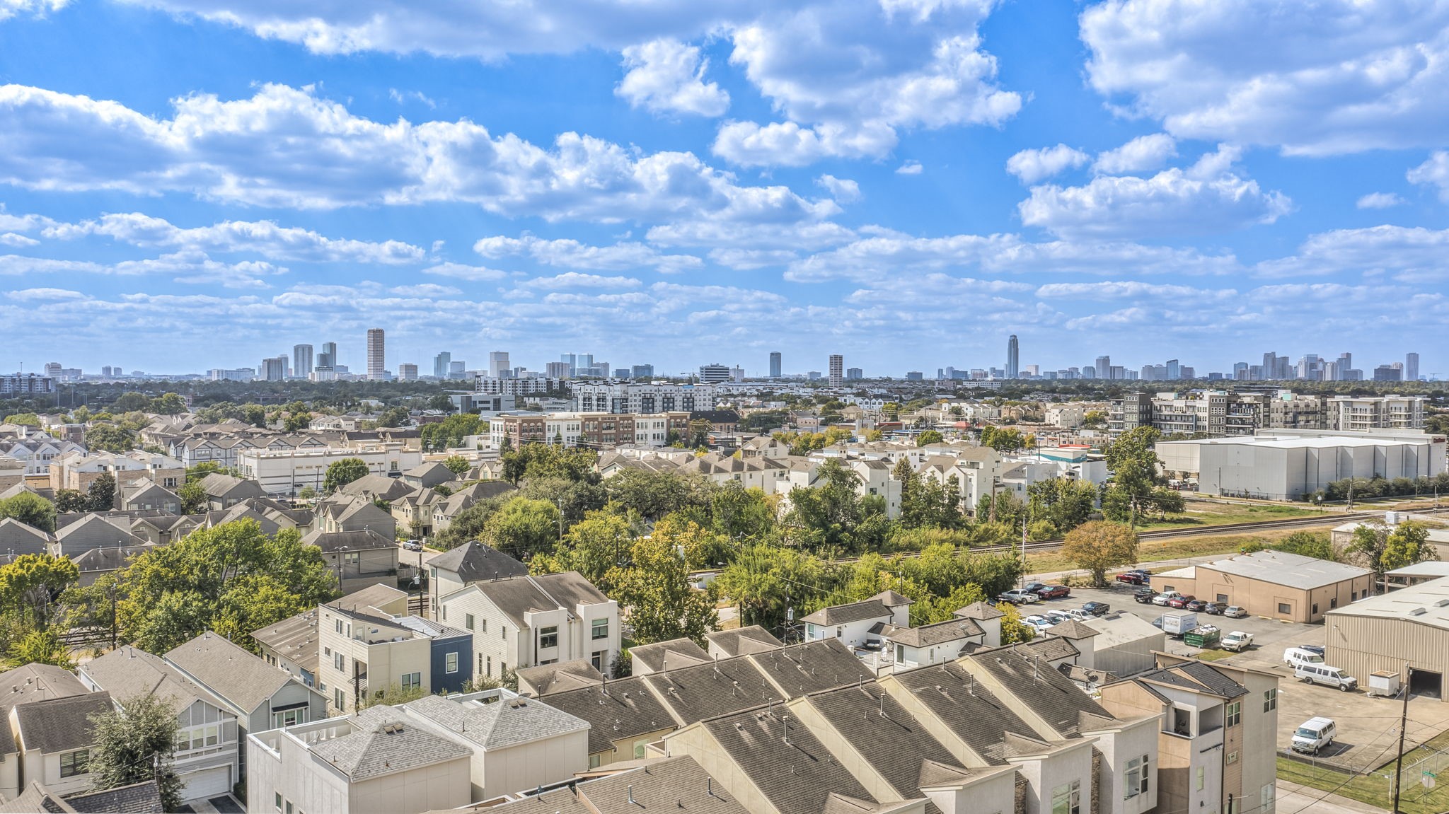 4408 Eli Street, Unit C Houston, TX 77007 - Photo 39 of 48 a view of a city