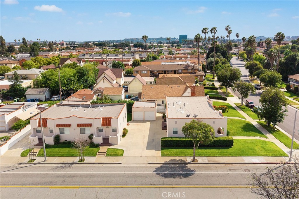 2306 Alhambra Road Alhambra, CA 91801 - Photo 4 of 29 a view of a city
