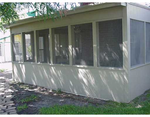 4217 Nicklaus Lane Corpus Christi, TX 78413 - Photo 7 of 7 a view of outdoor space with tub and windows