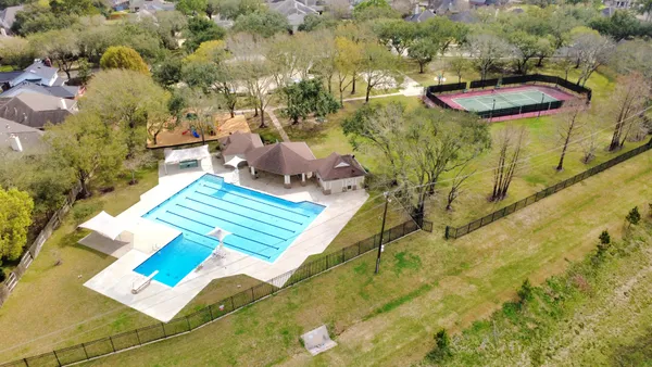 $374,900 | 1802 Diamond Brook Drive, Houston, TX 77062