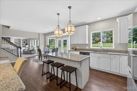 $1,250,000 | 371 Galahad Court, Weldon Spring, MO 63304