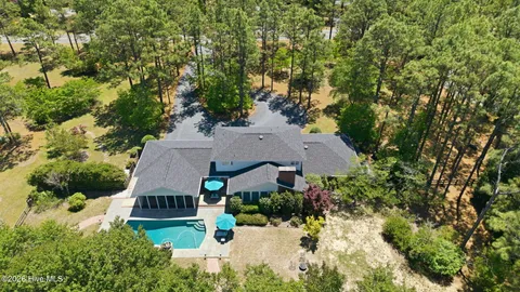 $749,000 | 2000 Airport Road, Whispering Pines, NC 28327
