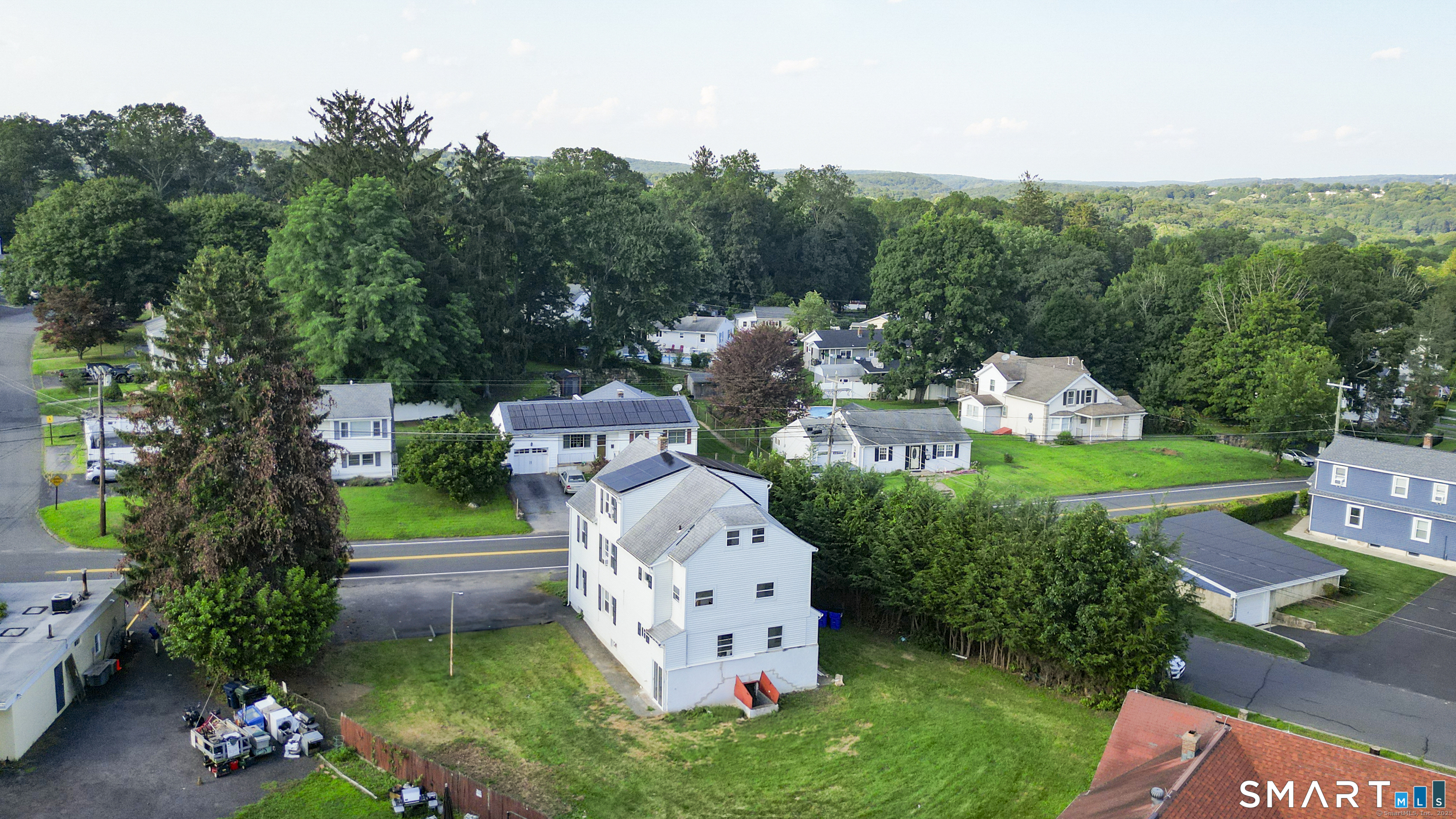 383 Davis Street, Unit 2 Watertown, CT 06779 - Photo 21 of 23