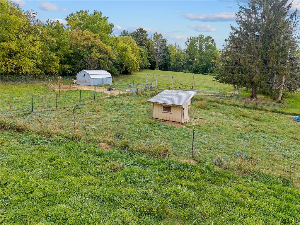 693 Masters Road Elbridge, NY 13060 - Photo 6 of 24