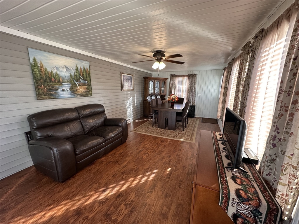 36 Sunbrier Road Springfield, MA 01129 - Photo 12 of 30