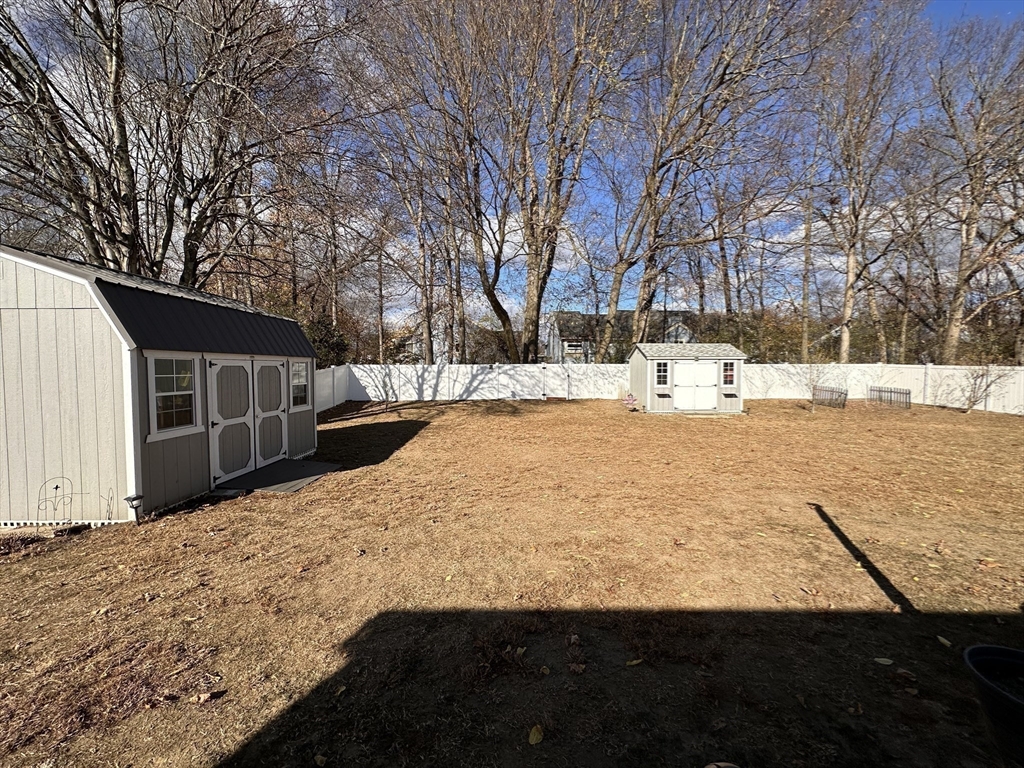 36 Sunbrier Road Springfield, MA 01129 - Photo 23 of 30