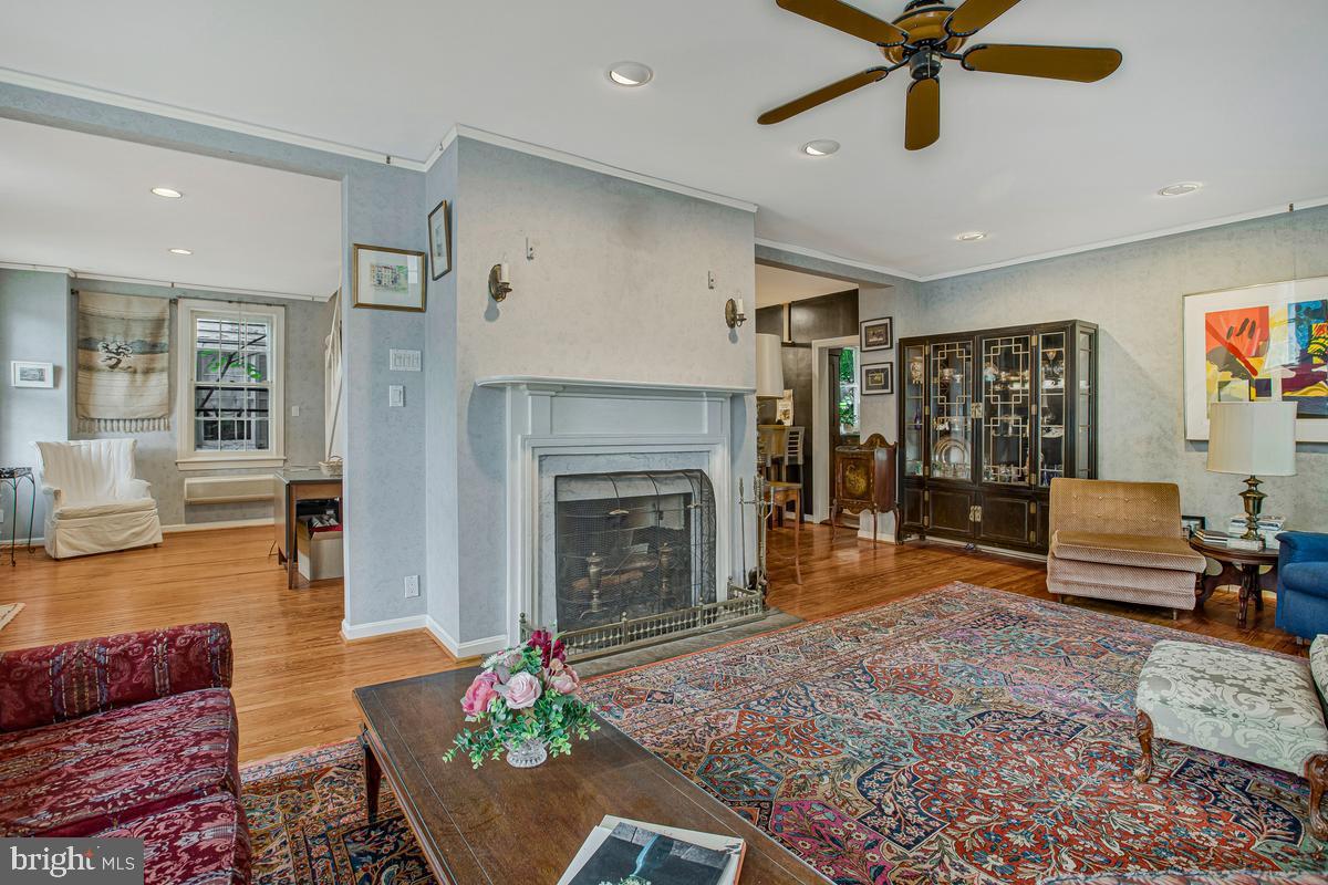 2422 Pickwick Road Baltimore, MD 21207 - Photo 9 of 36 Gallery Image 9