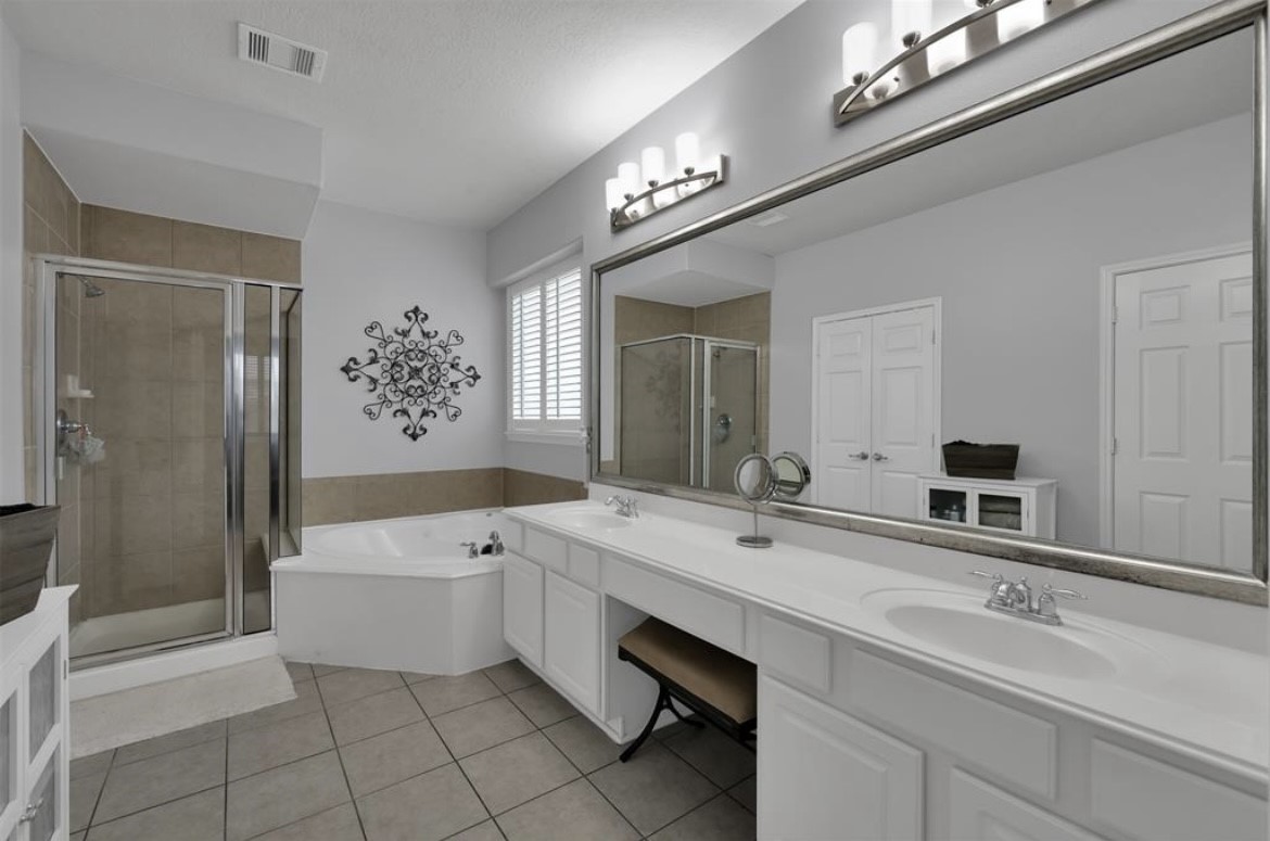 25023 Knob Pines Court Spring, TX 77389 - Photo 11 of 17